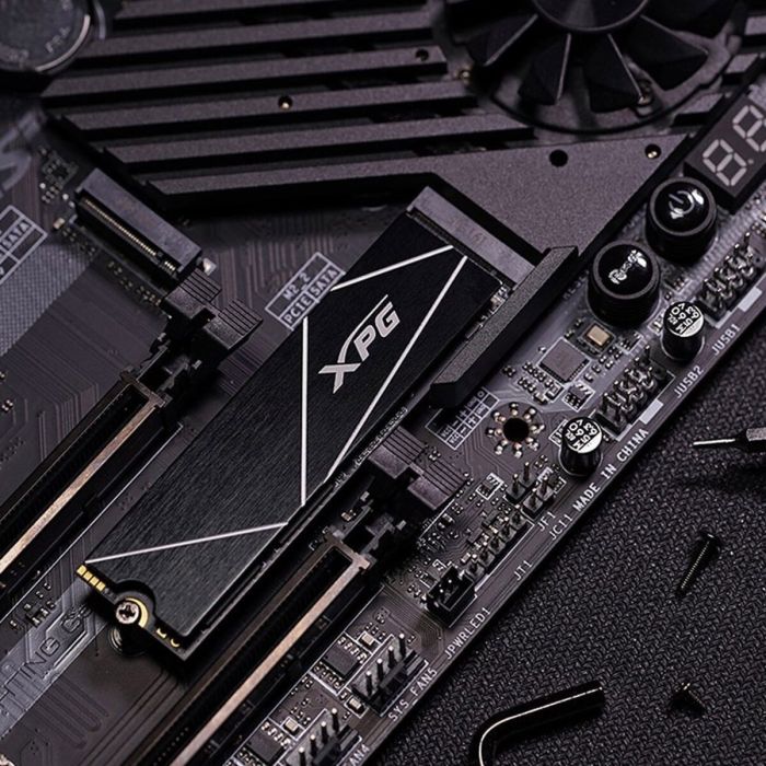 Накопичувач SSD M.2 ADATA GAMMIX S70 BLADE 2TB 2280 PCIe 4x4 NVMe 3D NAND Read/Write:7400/6800 MB/sec (AGAMMIXS70B-2T-CS)