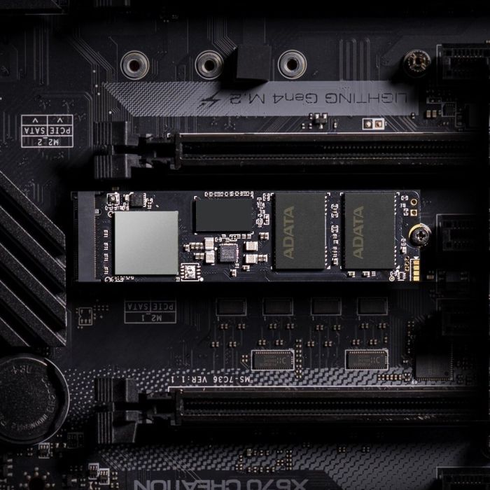 Накопичувач SSD M.2 ADATA GAMMIX S70 BLADE 1TB 2280 PCIe 4x4 NVMe 3D NAND Read/Write:7400/5500 MB/sec (AGAMMIXS70B-1T-CS)