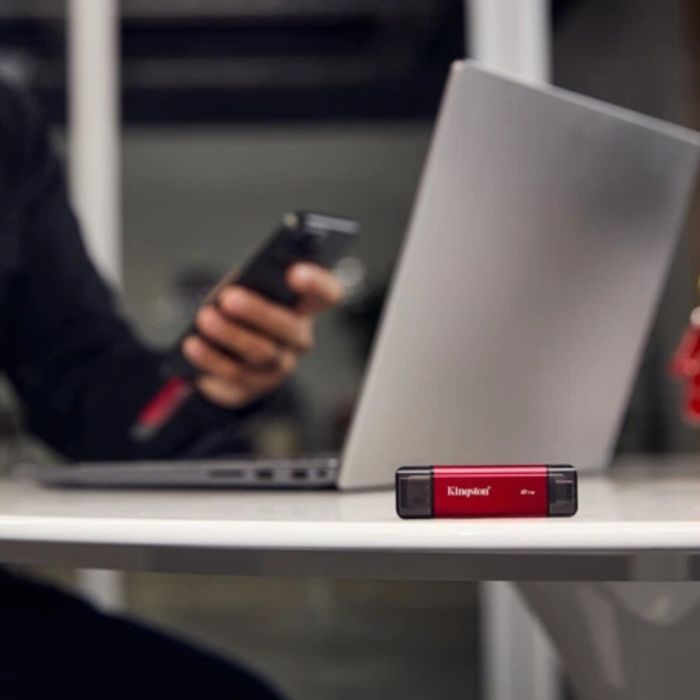 Портативний SSD Kingston Dual USB-A/C 2TB Dual Portable 1050MB/s USB 3.2 Gen 2 Red/Black (SPSD/2TB)