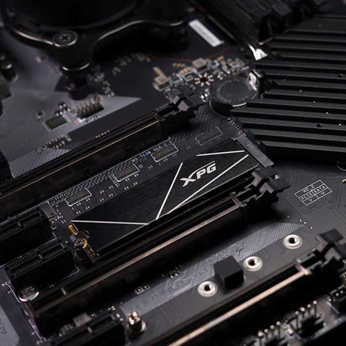 Накопичувач SSD M.2 ADATA GAMMIX S70 BLADE 1TB 2280 PCIe 4x4 NVMe 3D NAND Read/Write:7400/5500 MB/sec (AGAMMIXS70B-1T-CS)